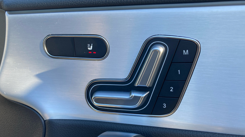 Mercedes-Benz CLA 220d AMG Line Premium Plus 4dr Tip Auto Diesel Saloon